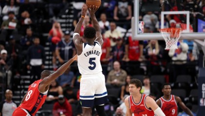 英超官方app-森林狼6人得分上双，胜掘金升第4，华子21+6，约基奇空砍35+13+9