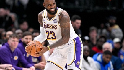 就在今天，又一个79年NBA独一无二的纪录，被41岁詹姆斯达成了